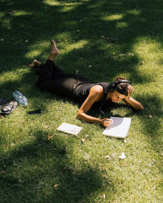 6 Ways to Turn Your Lazy Sunday into a Mini Healing Retreat